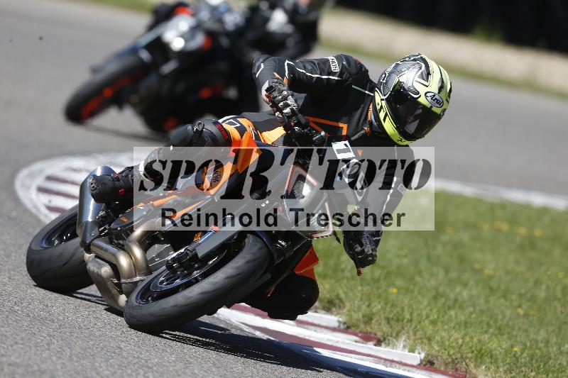 /Archiv-2025/48 25.08.2025 Cornu Master School ADR/blau-bleu/105